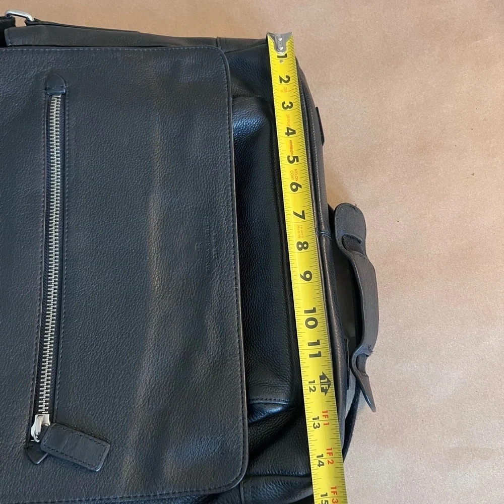 Banana Republic Black Pebbled Genuine Leather Messenger Laptop Bag Fabric Strap